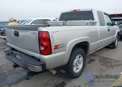 2005 Chevrolet Silverado 1500 Z71 z USA, uszkodzony, nr VIN 2GCEK19T651221097
